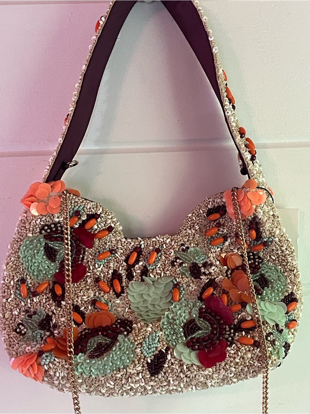 ZARA ….STAND-OUT 🌟👛 🌟       Multi-Color Beaded Floral Accent Shoulder/Handbag